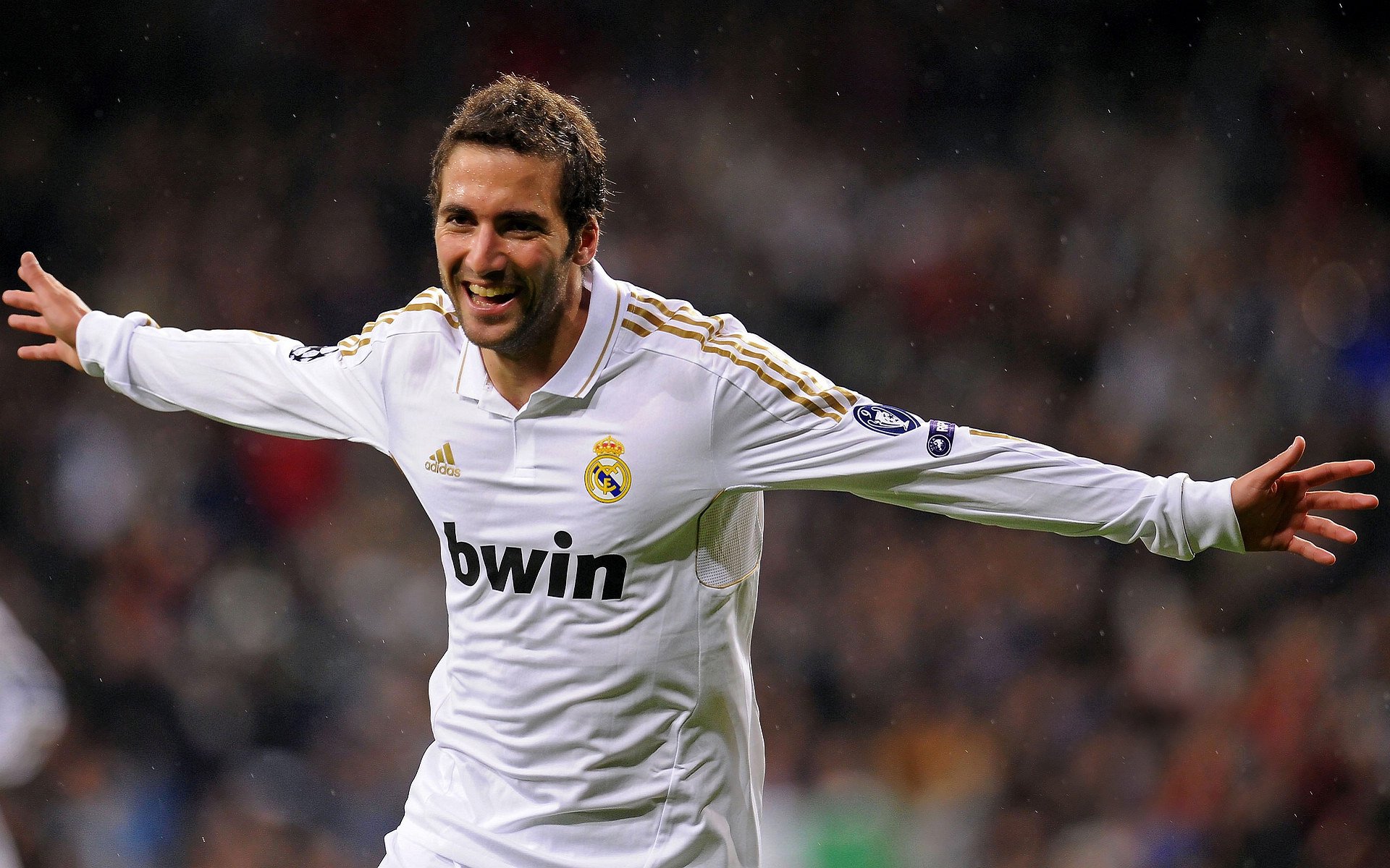 开云体育ios下载-上海海港签下重要新援，上海海港引进新内援